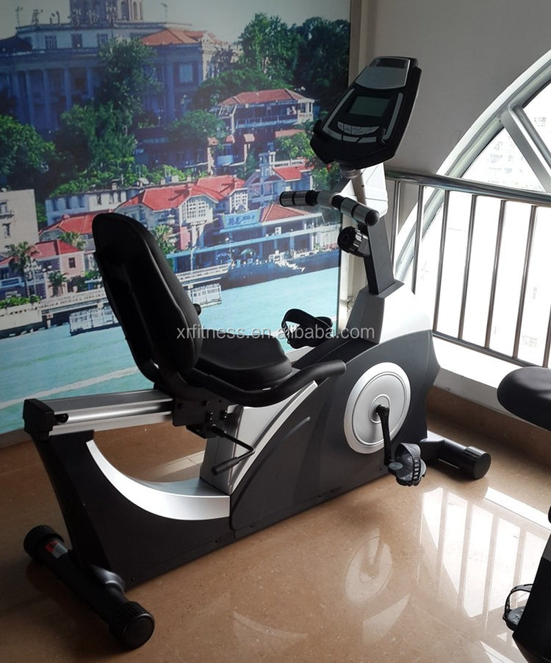 China Quality Good Quality Commercial Gym Machine Body Fit Recumbent Bike XR9001 in Gym Club