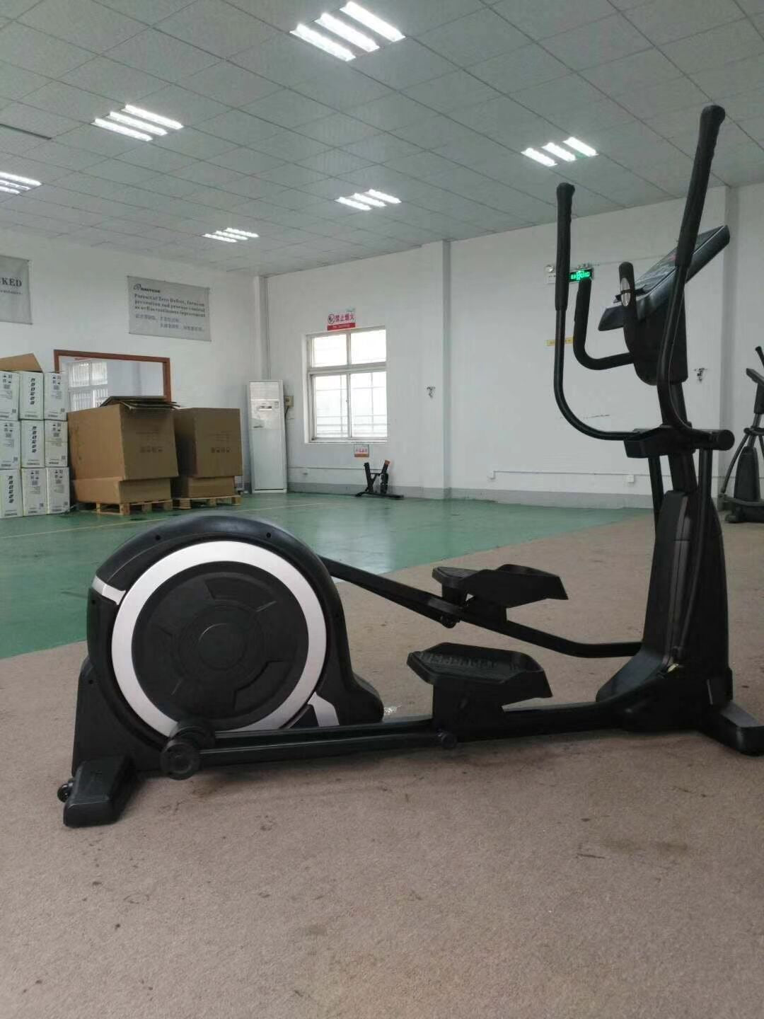 Commercial Cross Elliptical Machine Fitness Aerobic Exercise