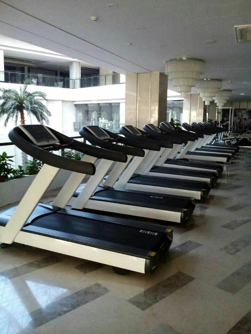 China Factory Direct Supply Gym Equipment Cardio Machine Commercial Treadmill for Body Exercise