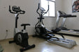 Shandong Hot Sale Gym Equipment Elliptical Machine / Elliptical Cross Trainer